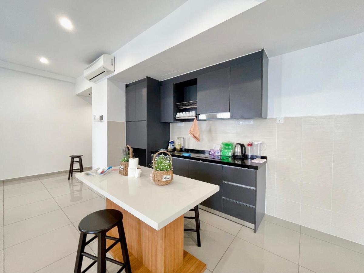 Apartment Encorp Marina Residences By Gw